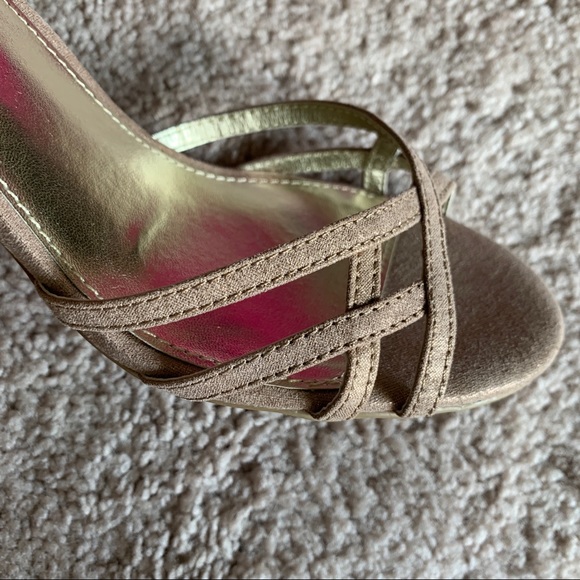 Fioni Block Heel Sandal Size: 7 - Picture 3 of 14